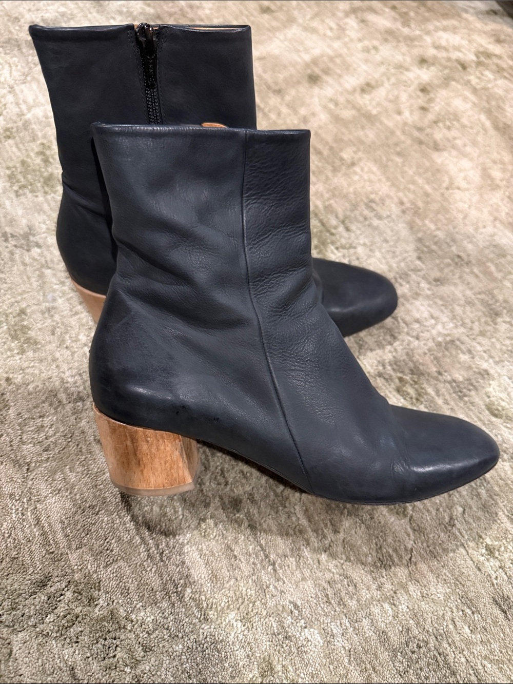 Coclico Black Leather Ankle Boots Wood Block Heel Size 38.5 US 8–8.5